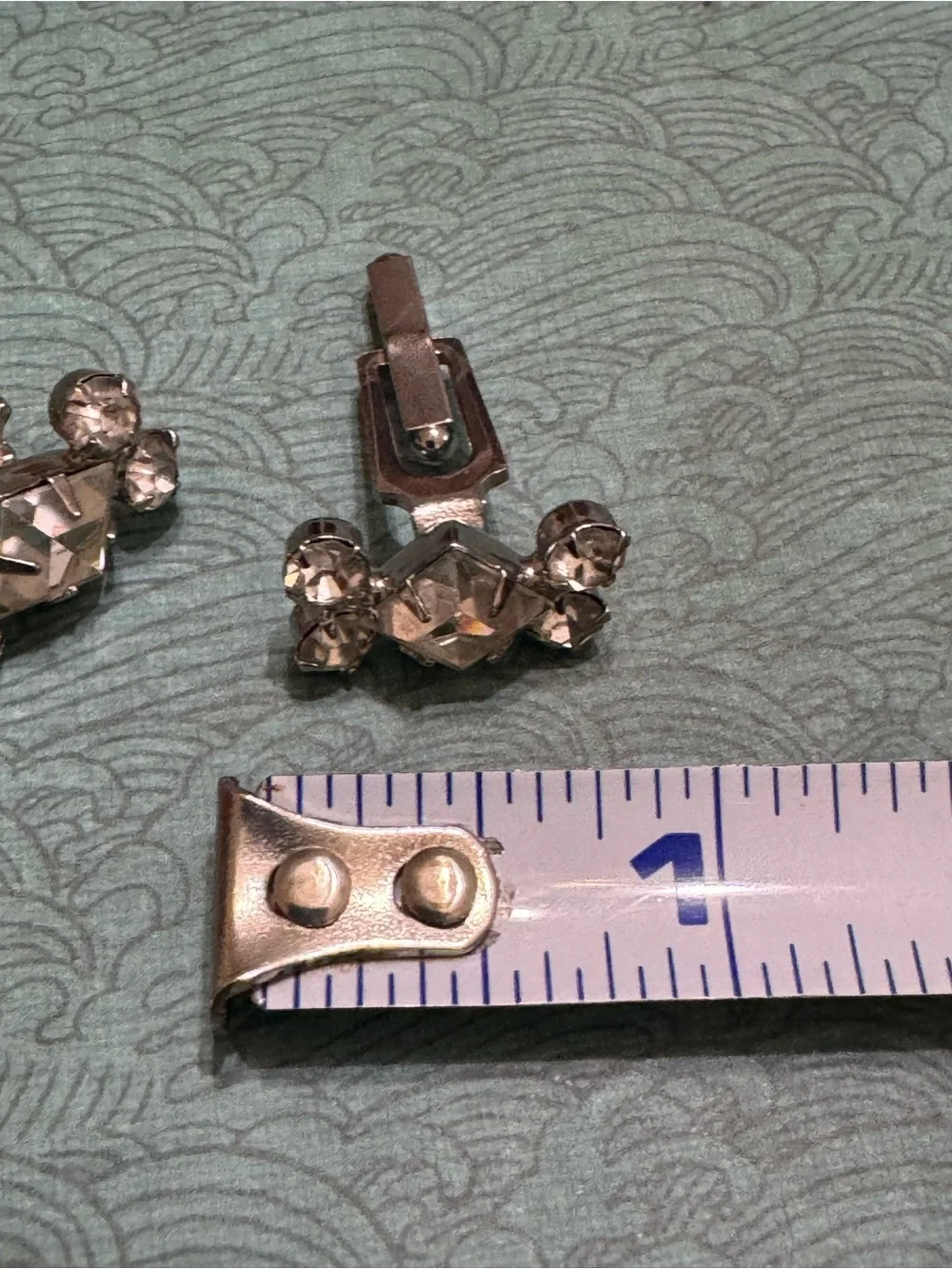 MEN’S RHINESTONE CUFF LINKS